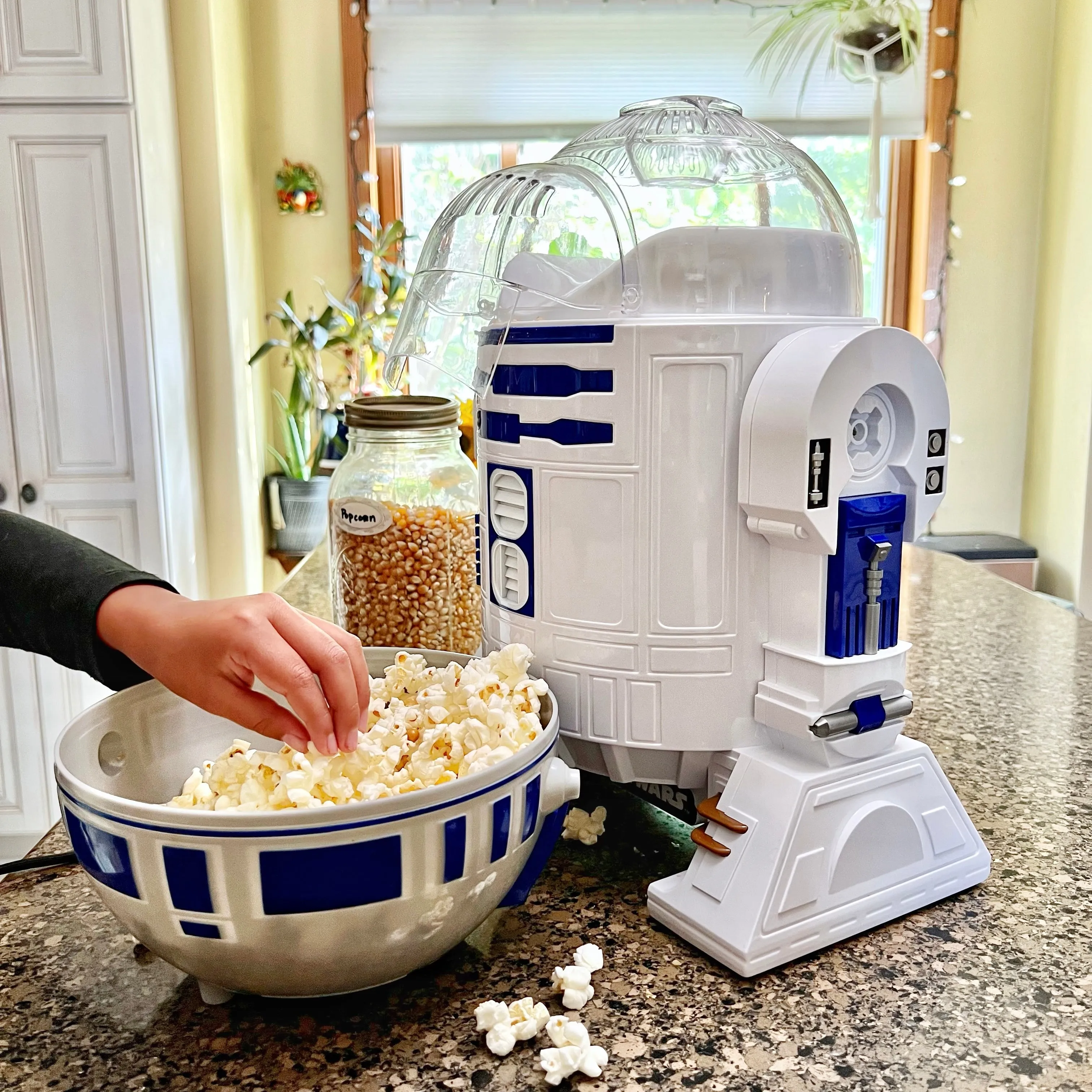 Star Wars R2D2 Popcorn Maker